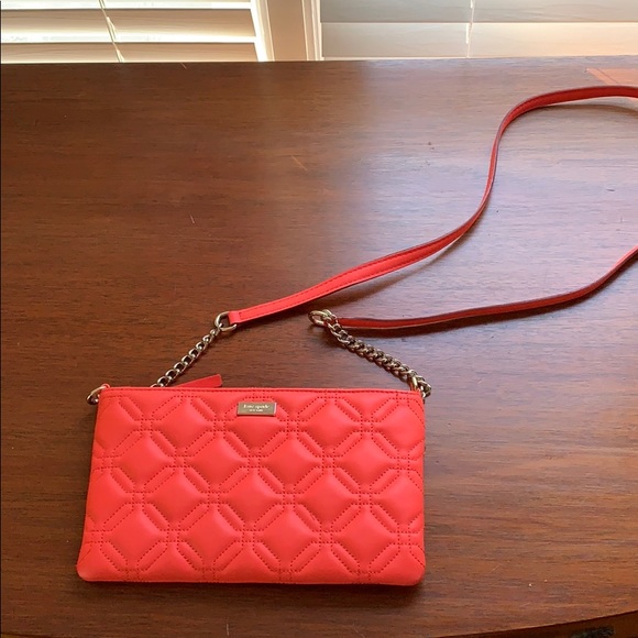 kate spade Handbags - Kate Spade Leather Crossbody